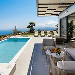 别墅 Empire With Magical Sea View *