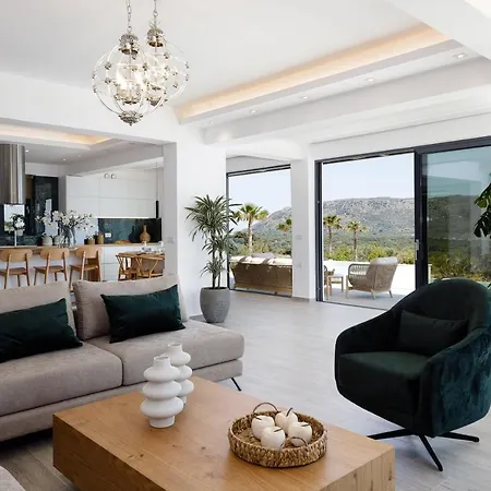 Empire With Magical Sea View Villa *