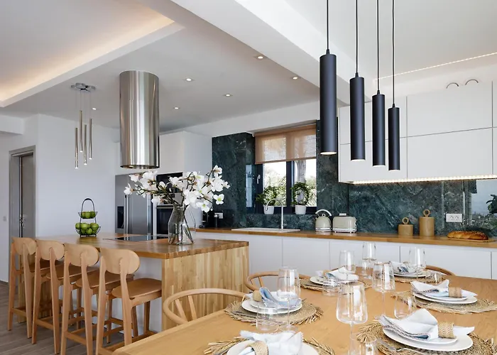 Empire With Magical Sea View