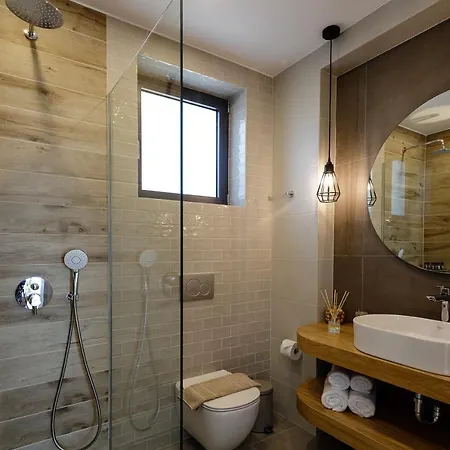 Villa Empire With Magical Sea View La Canea