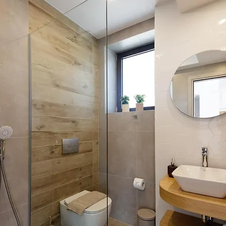 Villa Empire With Magical Sea View La Canea