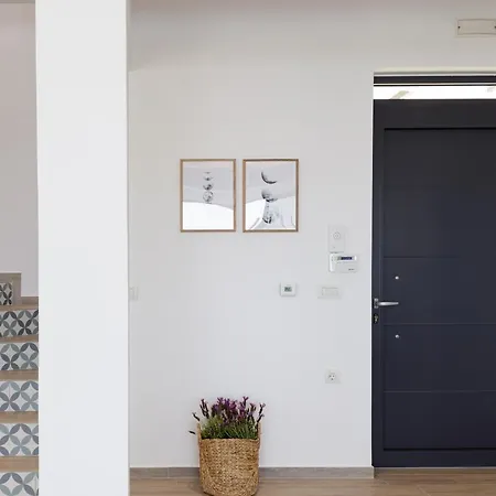 Villa Empire With Magical Sea View *